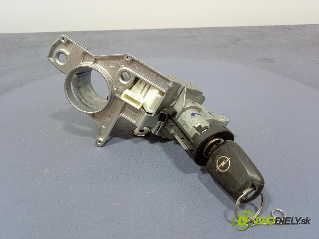 Opel Astra 2007 riadiaca jednotka Motor: 12992406