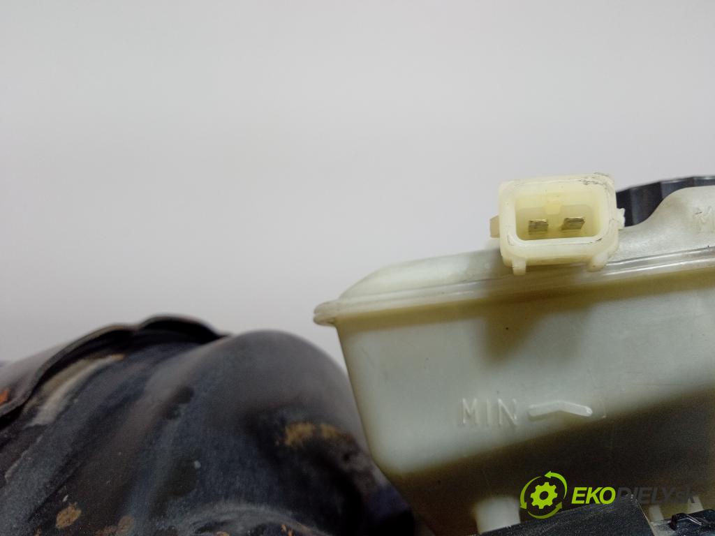 Volvo S60 2001 servo Brzdní: 8646010