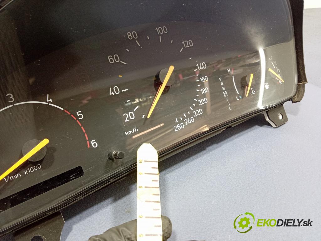 Saab 9-5 2003 prístrojovka/ budíky 5374715