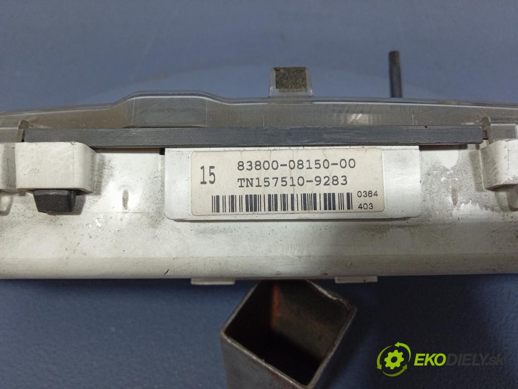 Toyota Sienna 2004 prístrojovka/ budíky 83800-08150