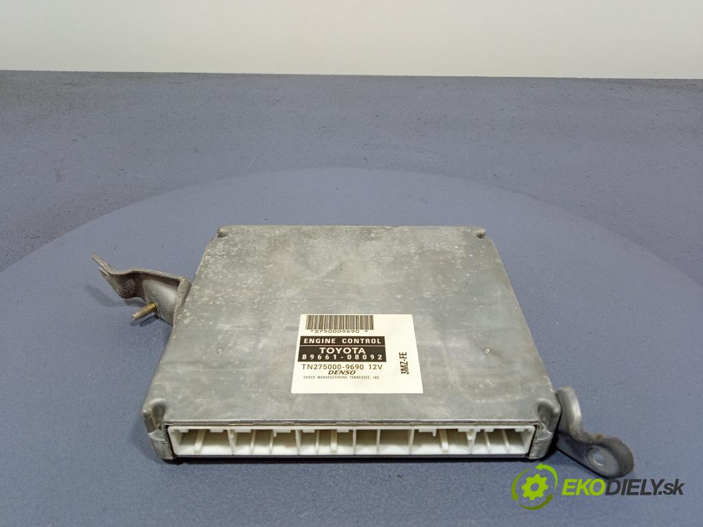 Toyota Sienna 2004 riadiaca jednotka Motor: 89661-08092