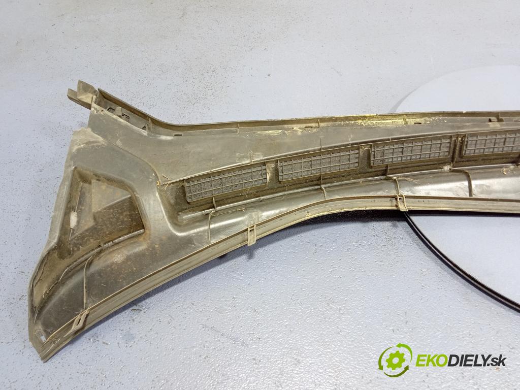 Toyota Sienna 2004 torpédo 55708-08020
