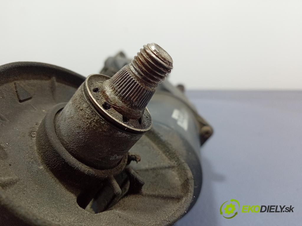 Toyota Sienna 2004 mechanizmus motor: Stierače: Predné 85110-AE010
