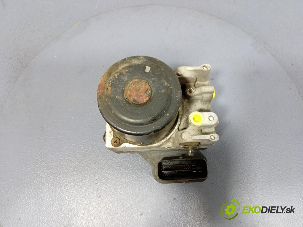 Toyota Sienna 2004 čerpadlo ABS x 44540-08020