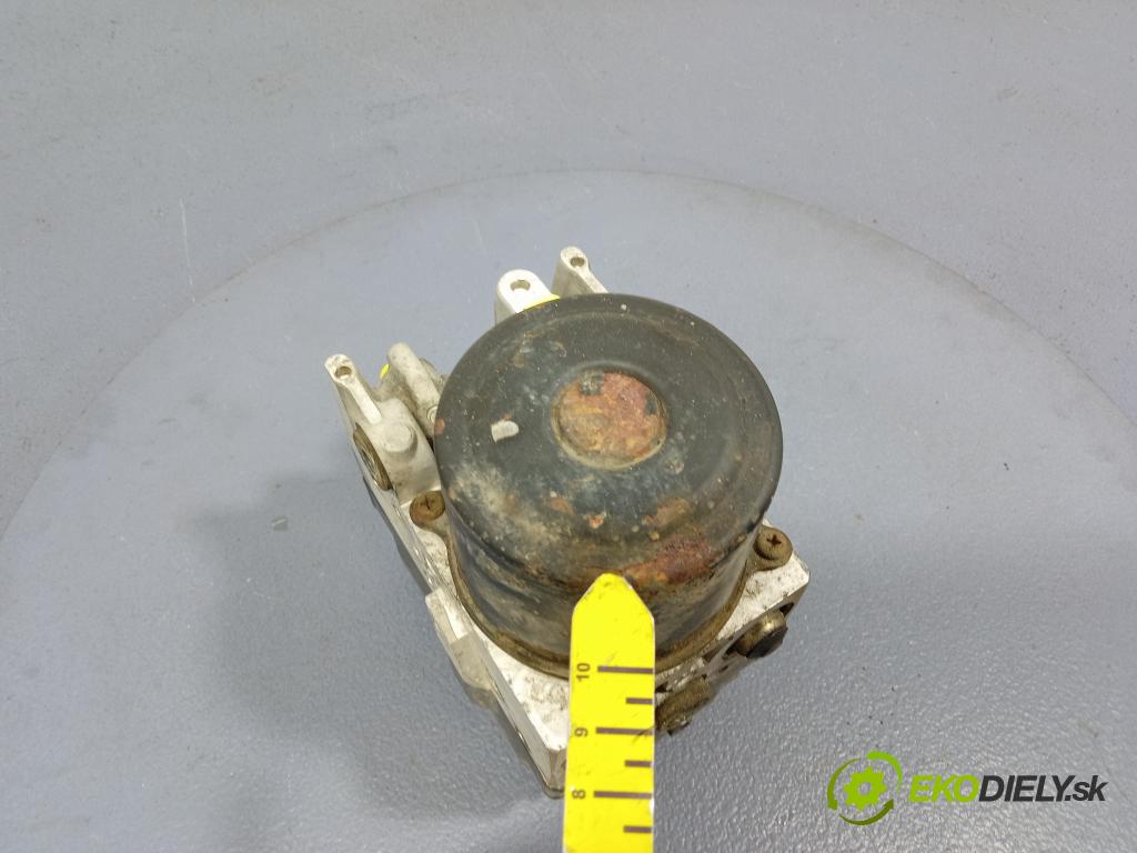 Toyota Sienna 2004 čerpadlo ABS x 44540-08020