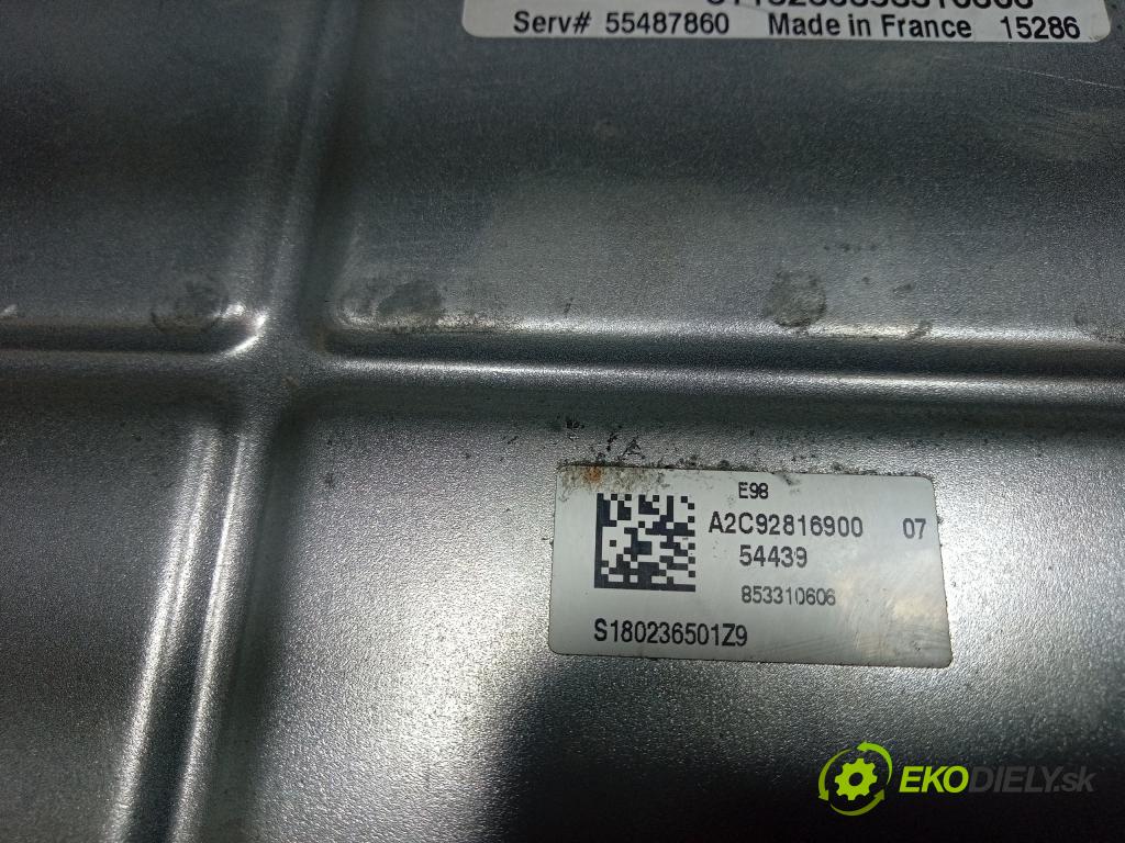 Opel Insignia 2015 riadiaca jednotka Motor: 55491736