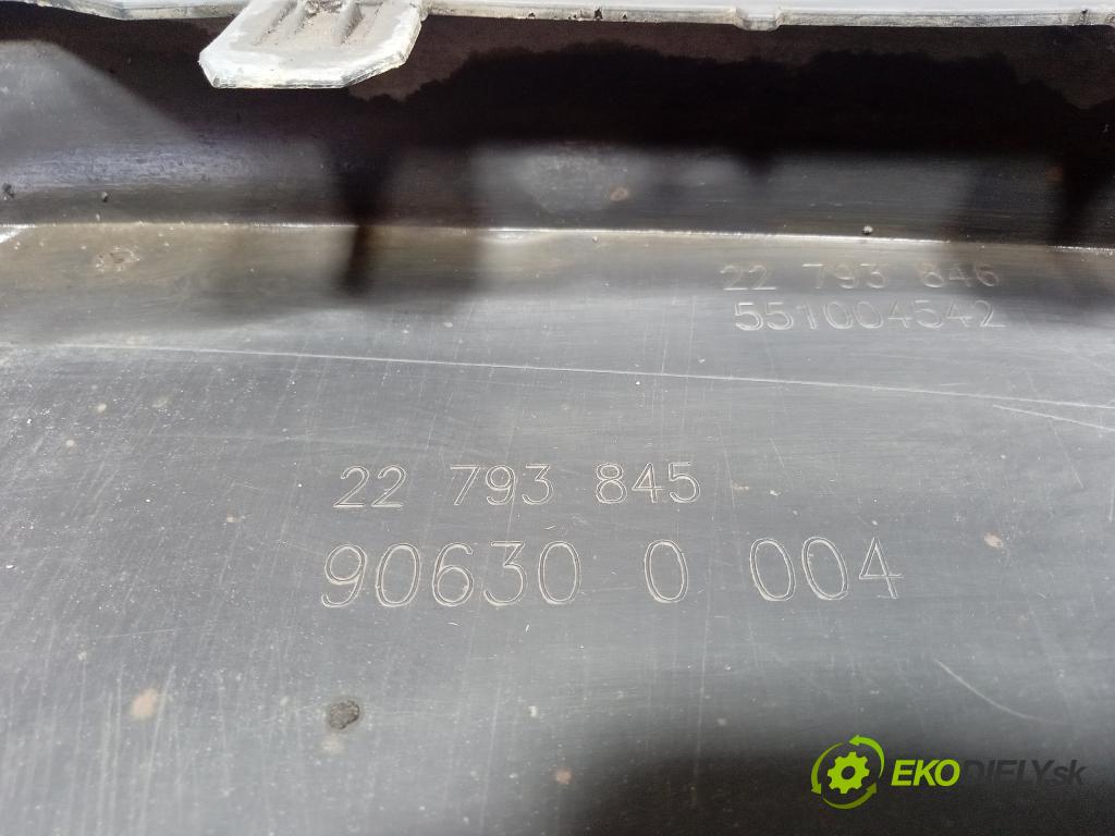 Opel Insignia 2015 nárazník Zad: 22793846