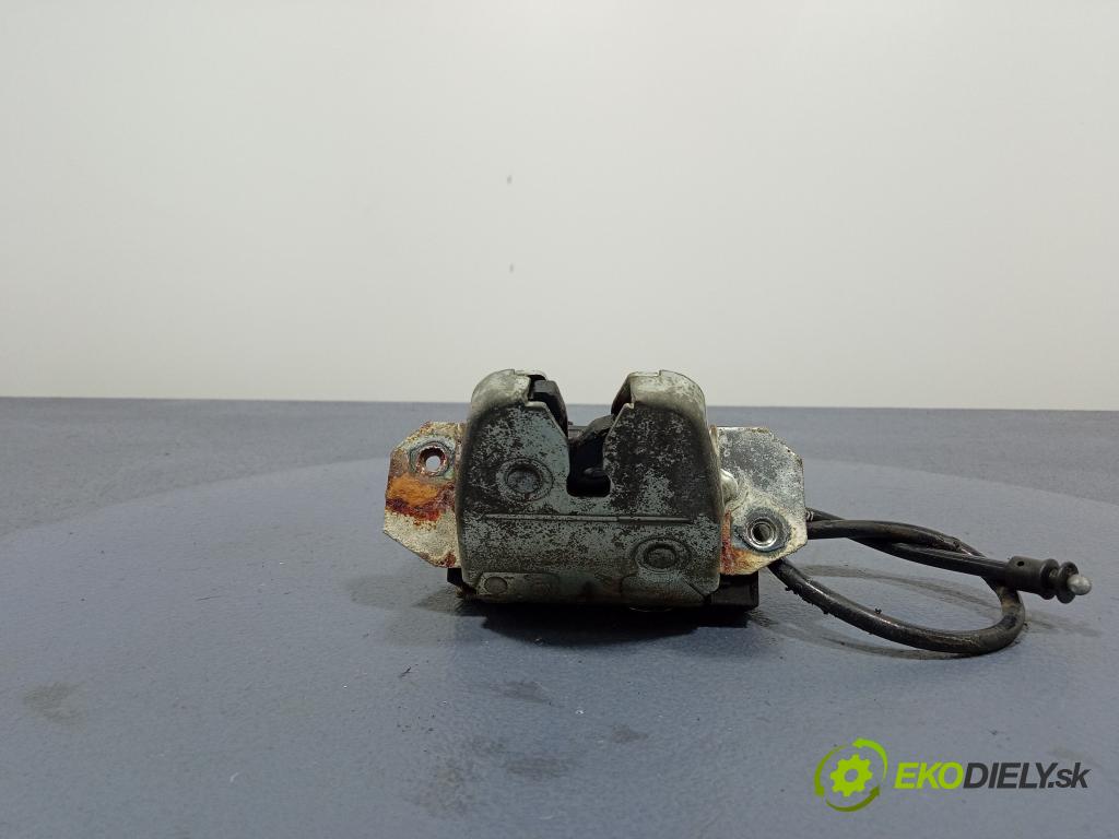 Mercedes-benz C 180 2001 zámek Klapky: kufr A2037400135