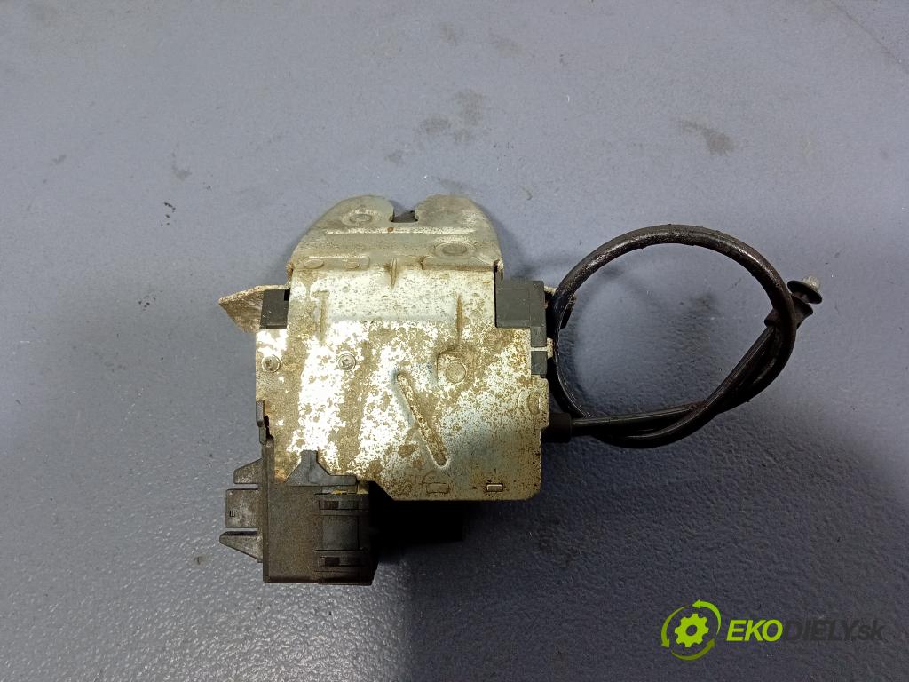 Mercedes-benz C 180 2001 zámek Klapky: kufr A2037400135
