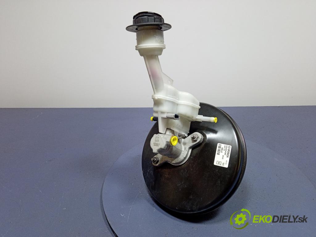 Suzuki Swift 2012 servo Brzdní: 0204054385