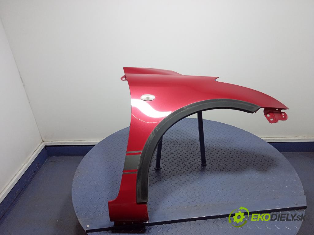Suzuki Swift 2012 blatnik před v pravo: 01