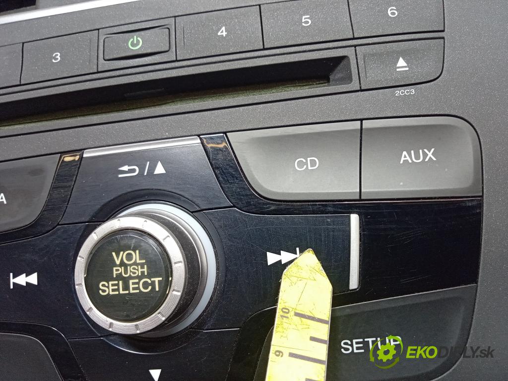 Honda Civic 2013 Radio I Navigácia: 39100-TV0-G610-M