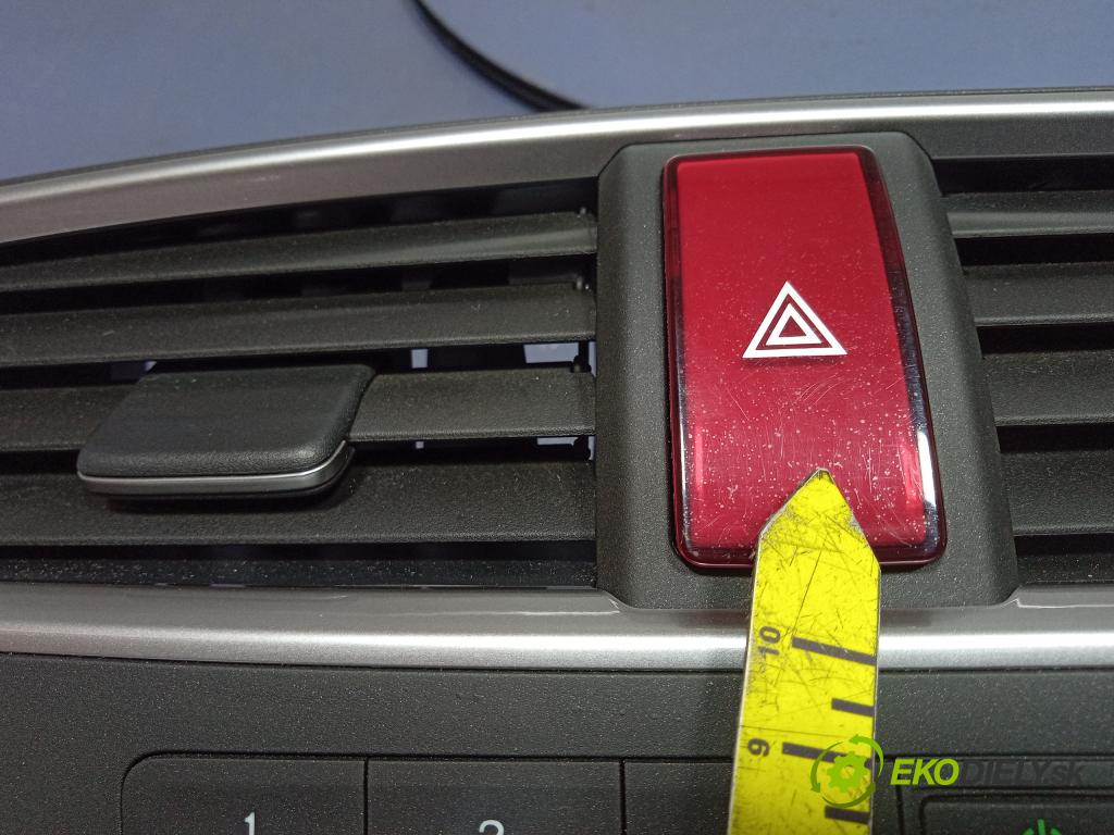 Honda Civic 2013 Radio I Navigácia: 39100-TV0-G610-M