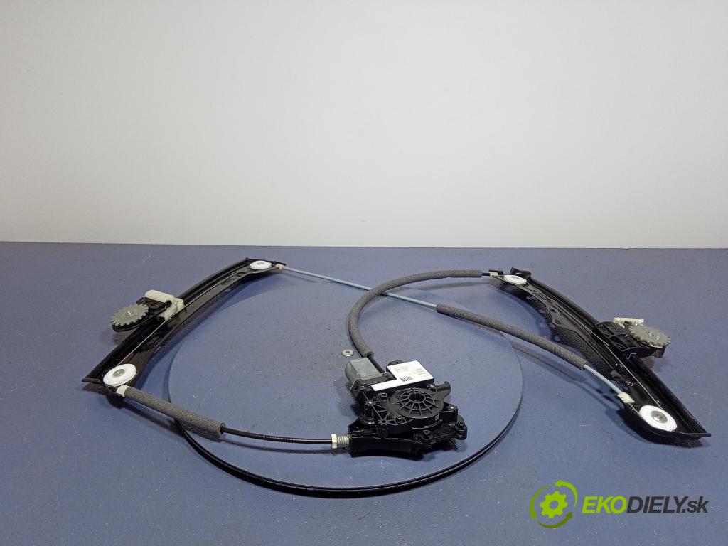 Bmw I4 2022 mechanismus stahování Sklenka: před v pravo: 9854492
