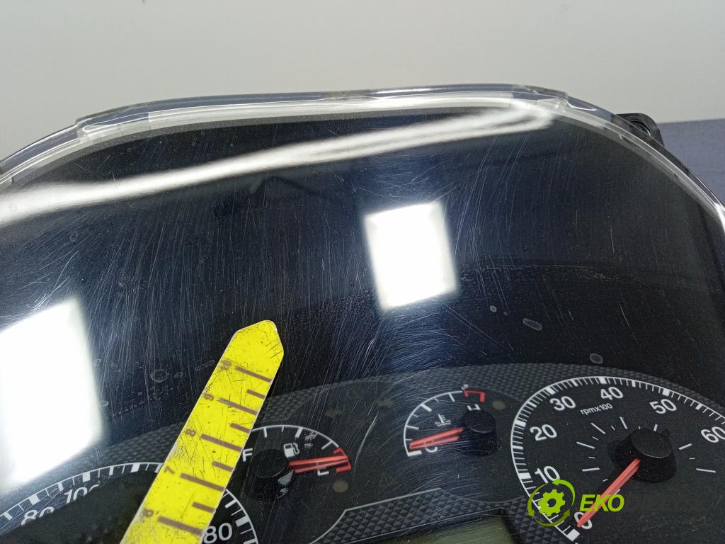 Fiat Punto 2006 prístrojovka/ budíky 51716454