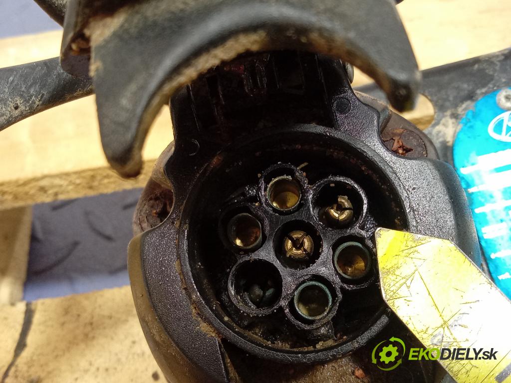 Hyundai Getz 2006 oko Do Přívěsy E6100-10500