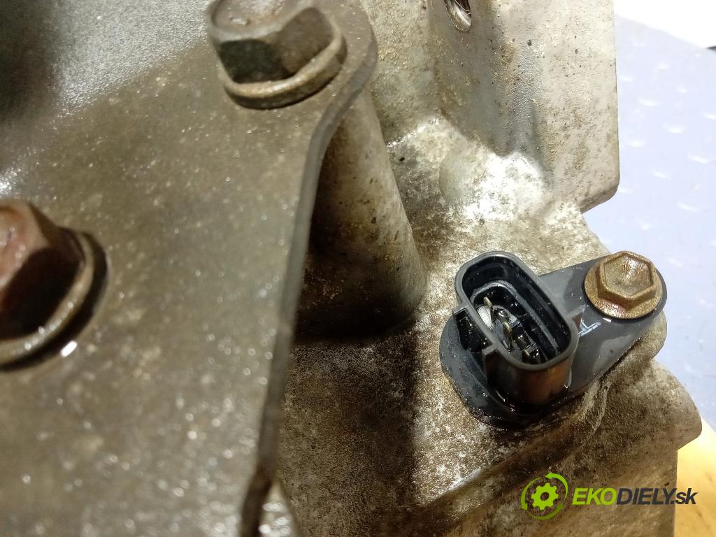 Suzuki Liana 2004 prevodovka Manualna PA0