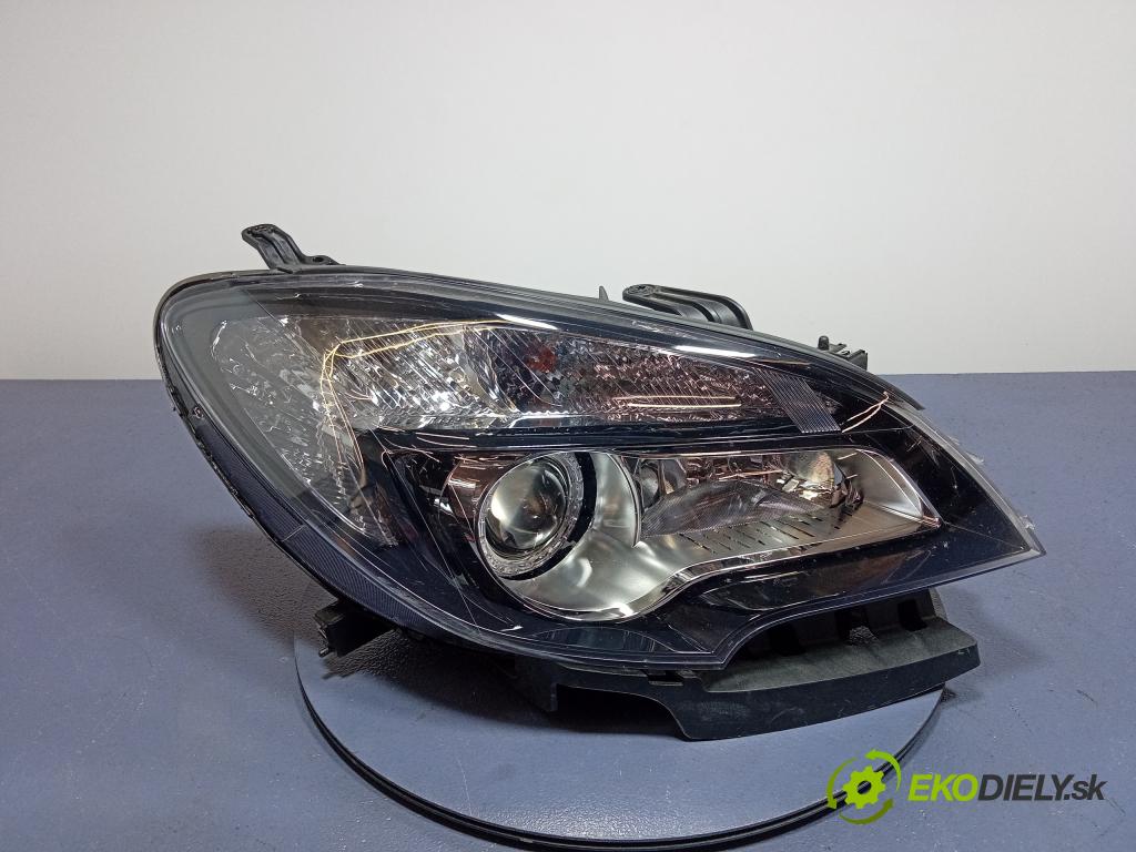 Opel Mokka 0 Reflektor: v pravo: 42516766