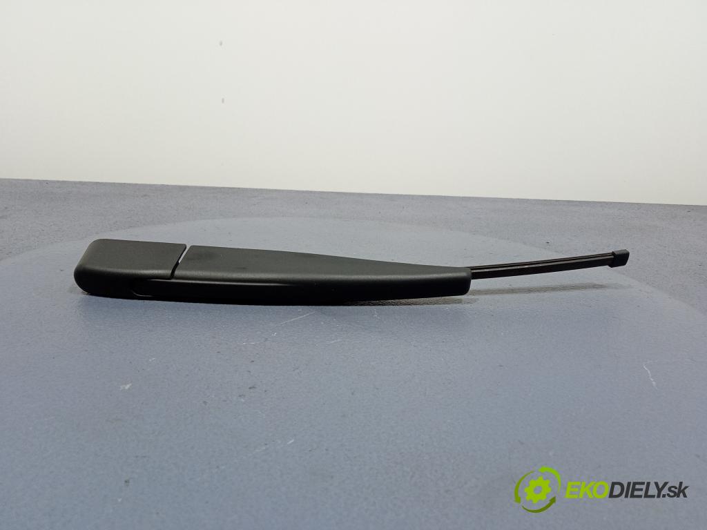 Bmw X3 2023 Paže: Stěrače: Zad: 740727210