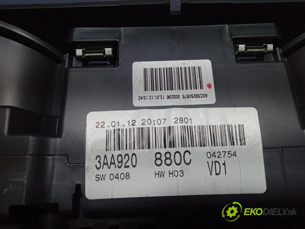 Vw Passat 2014 prístrojovka/ budíky 3AA920880C