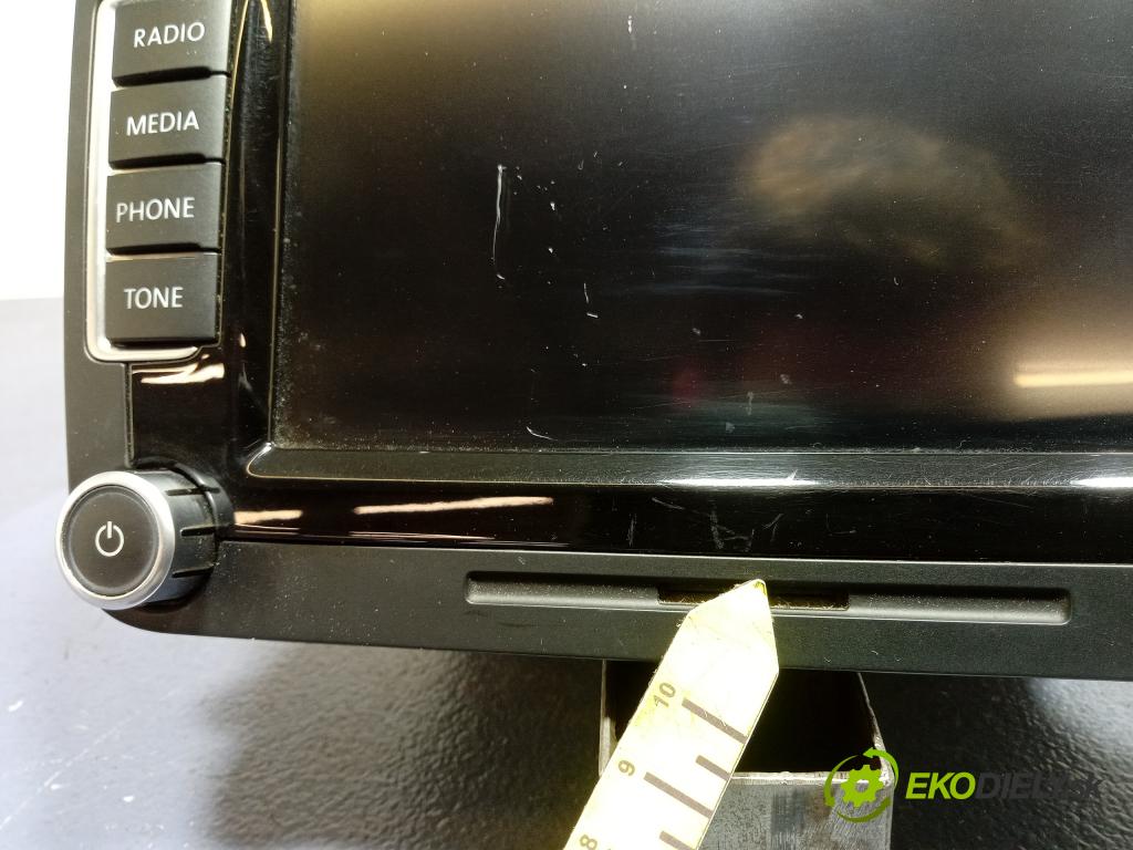 Vw Passat 2014 Radio I Navigácia: 1T0035680H