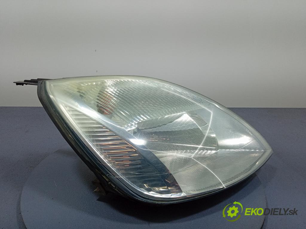 Ford Fiesta 2003 Reflektor: v pravo: 2S6X-13W029-AJ