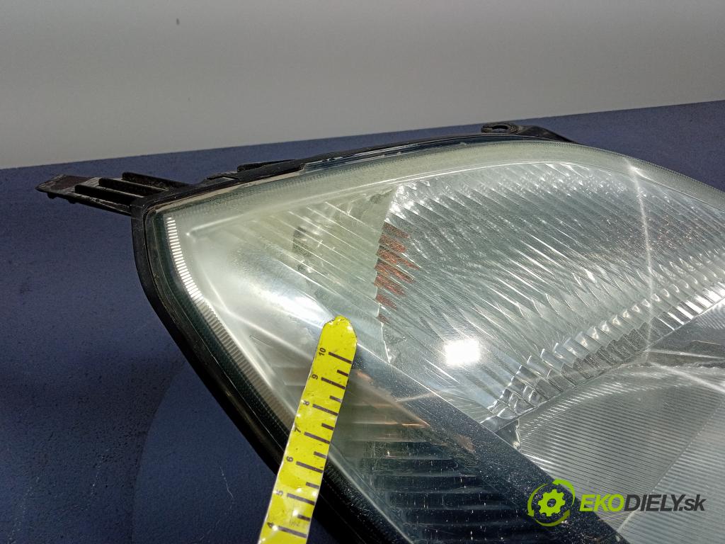 Ford Fiesta 2003 Reflektor: v pravo: 2S6X-13W029-AJ