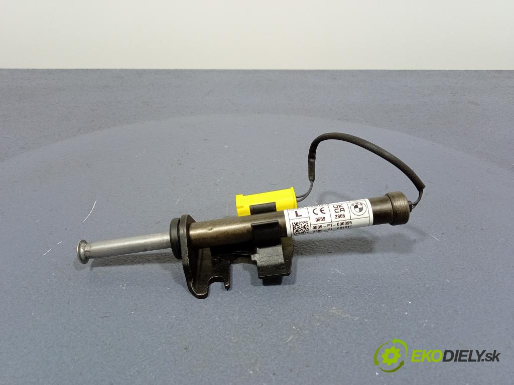 Bmw X3 2023 zámek masky: 7397495
