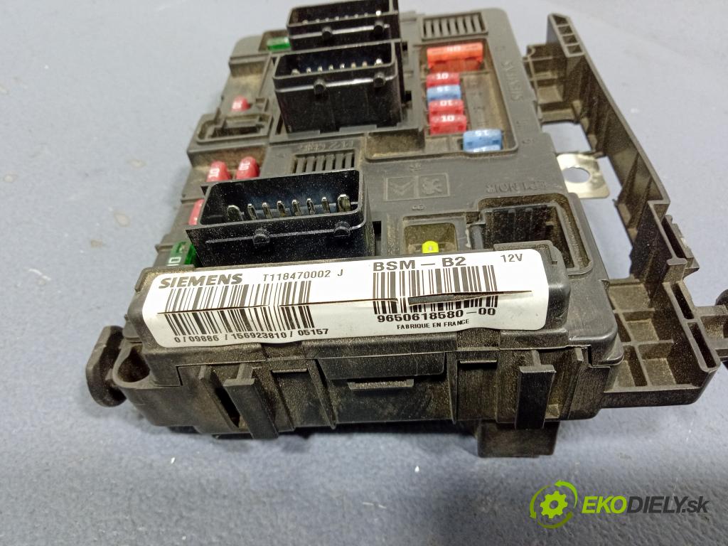 Citroen Berlingo 2005 skříňka Pojistky 9650618580