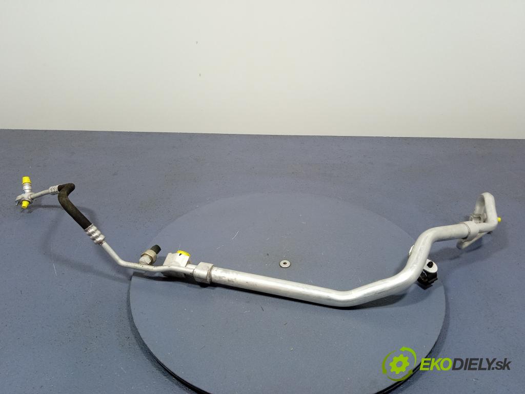 Bmw X3 2023 rúrka Klimatizácia: 9868407