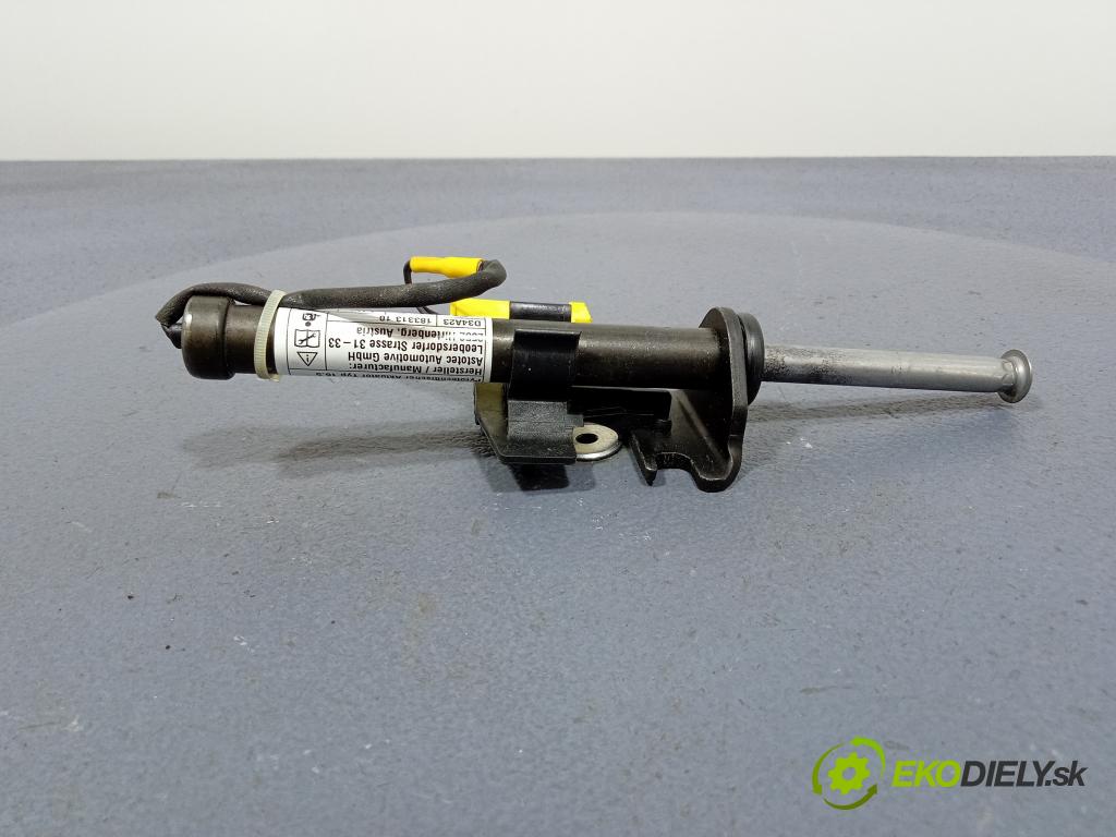 Bmw X3 2023 zámek masky: 7397496
