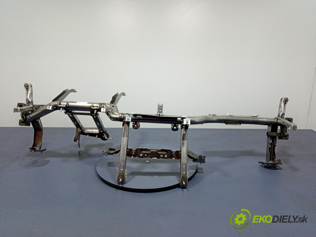 Bmw X3 2023 kokpit,pristrojová doska 6822010