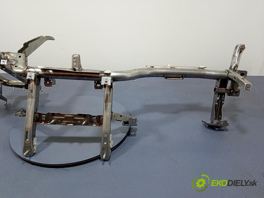 Bmw X3 2023 kokpit,pristrojová doska 6822010