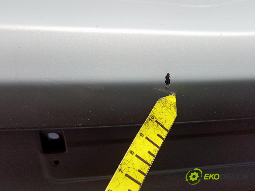 Opel Astra 0 nárazník Zad: 01
