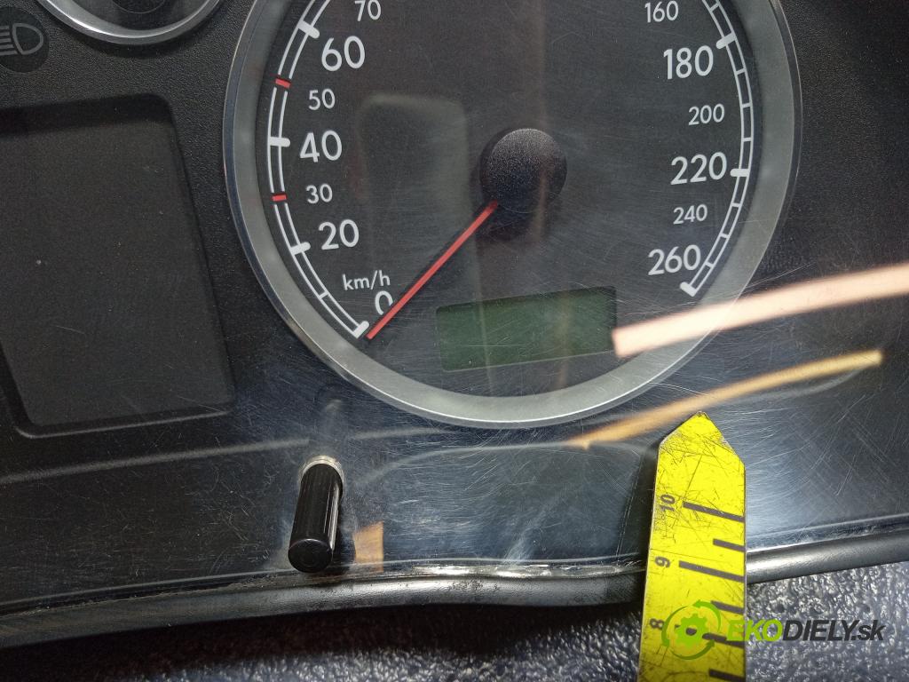Vw Passat 2002 prístrojovka/ budíky 3B0920807A