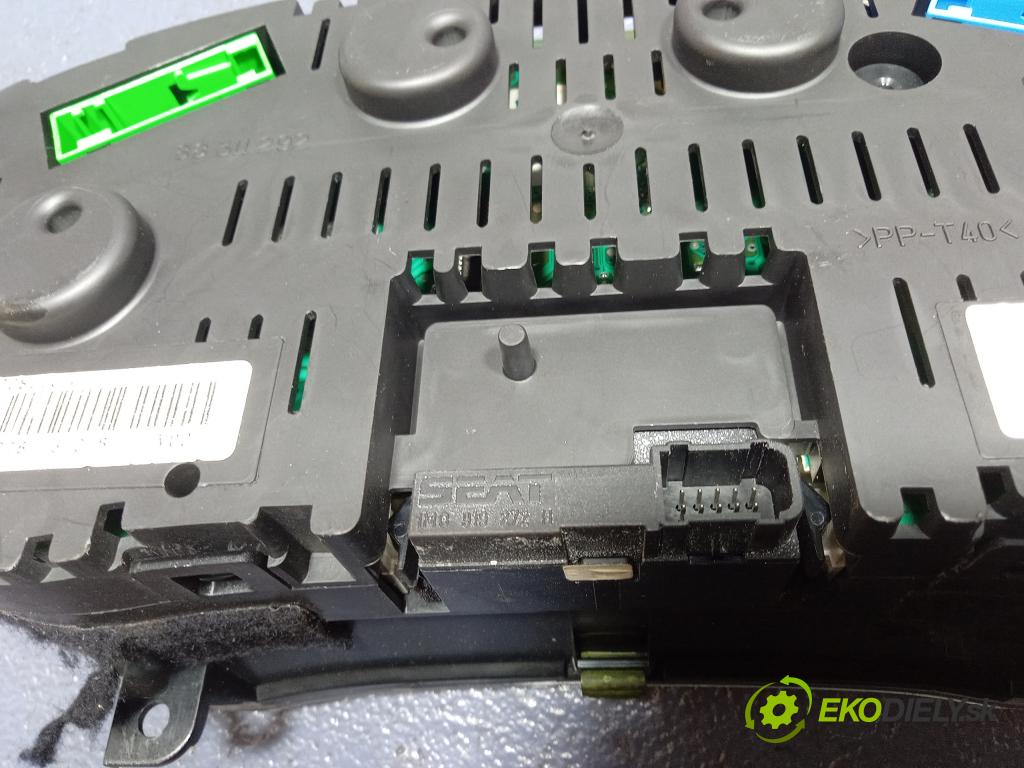 Seat Toledo 1999 prístrojovka/ budíky 1M0920820C