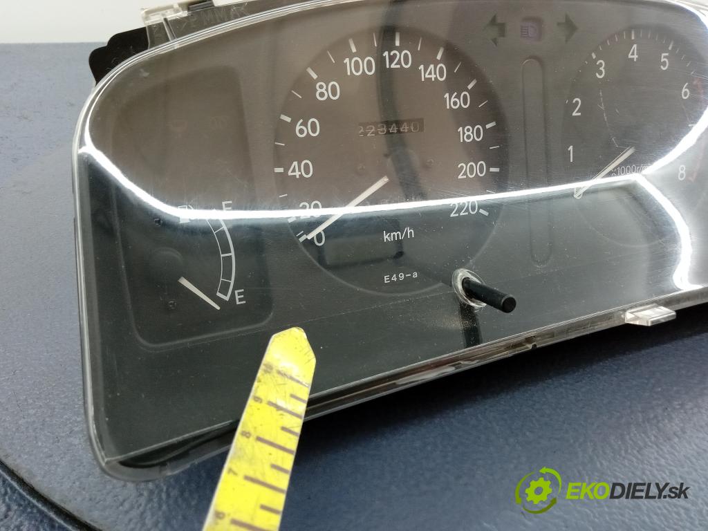 Toyota Corolla 1998 prístrojovka/ budíky 83800-1A850
