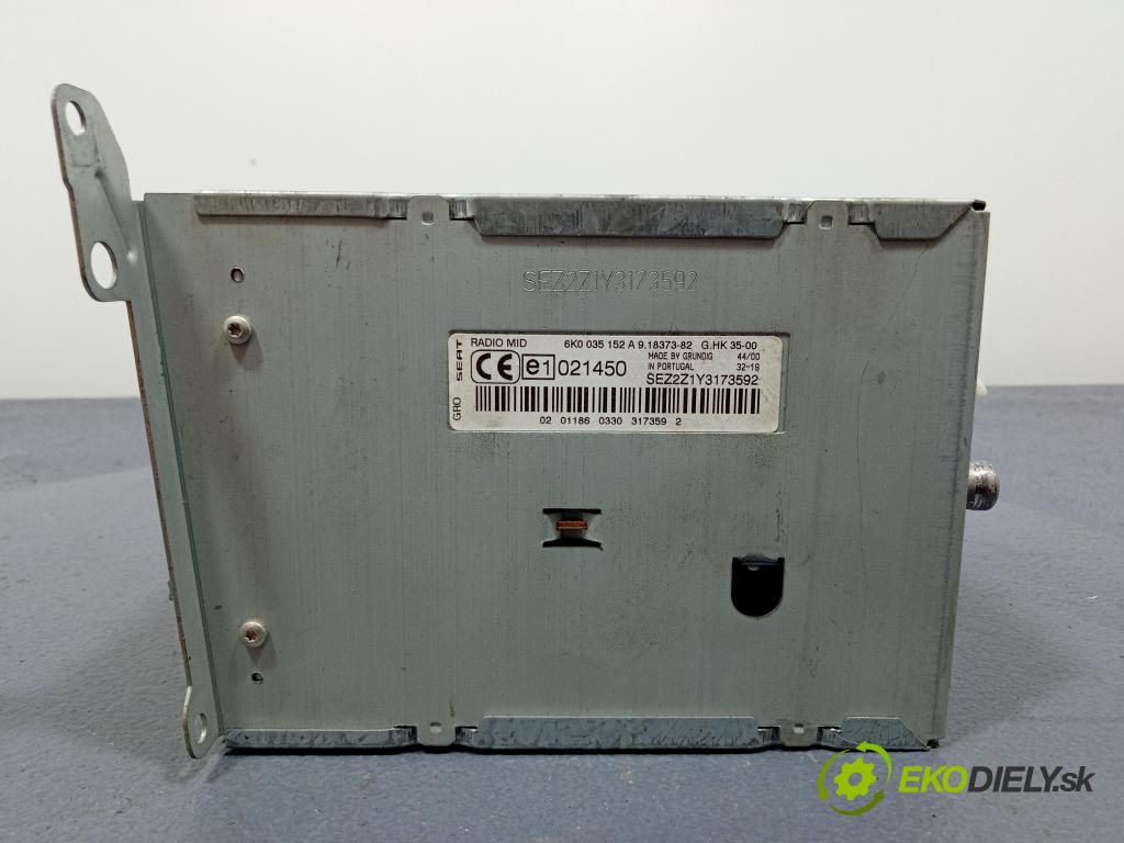 Seat Ibiza 2001 Radio I Navigácia: 6K0035152A