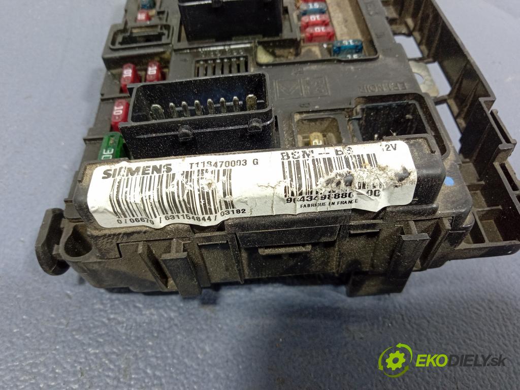 Peugeot Partner 2003 skříňka Pojistky 9643498880