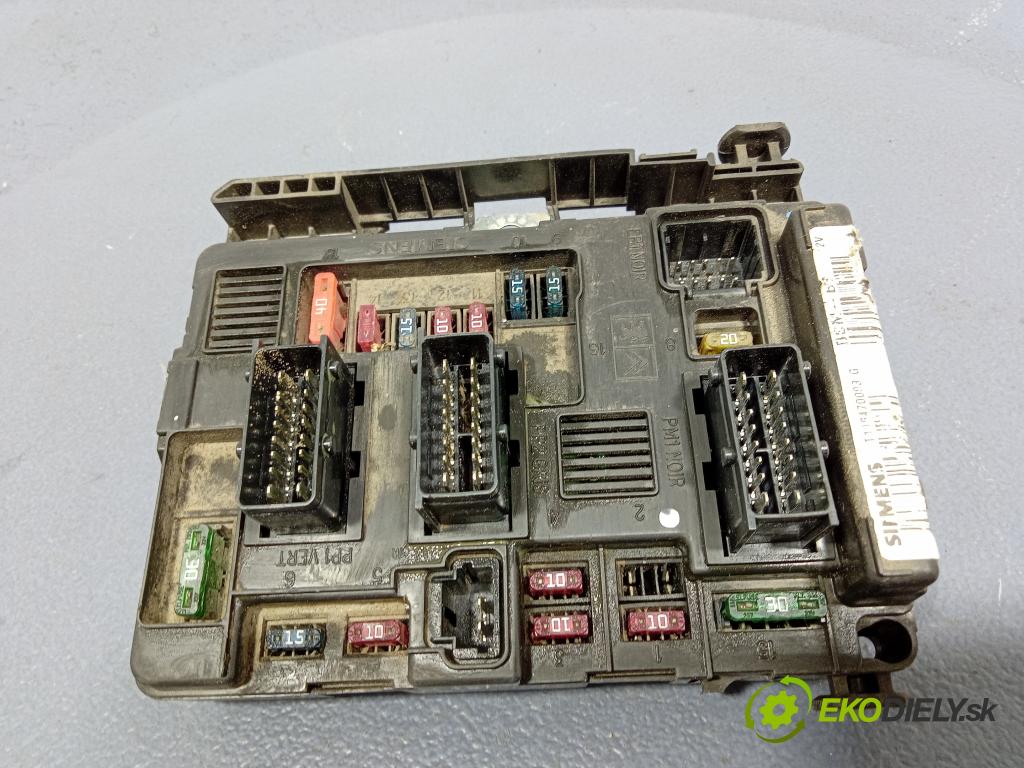 Peugeot Partner 2003 skříňka Pojistky 9643498880