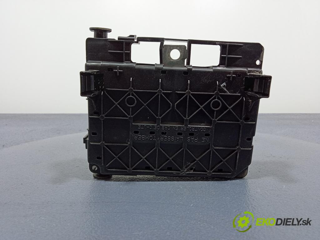 Peugeot Partner 2003 skříňka Pojistky 9643498880