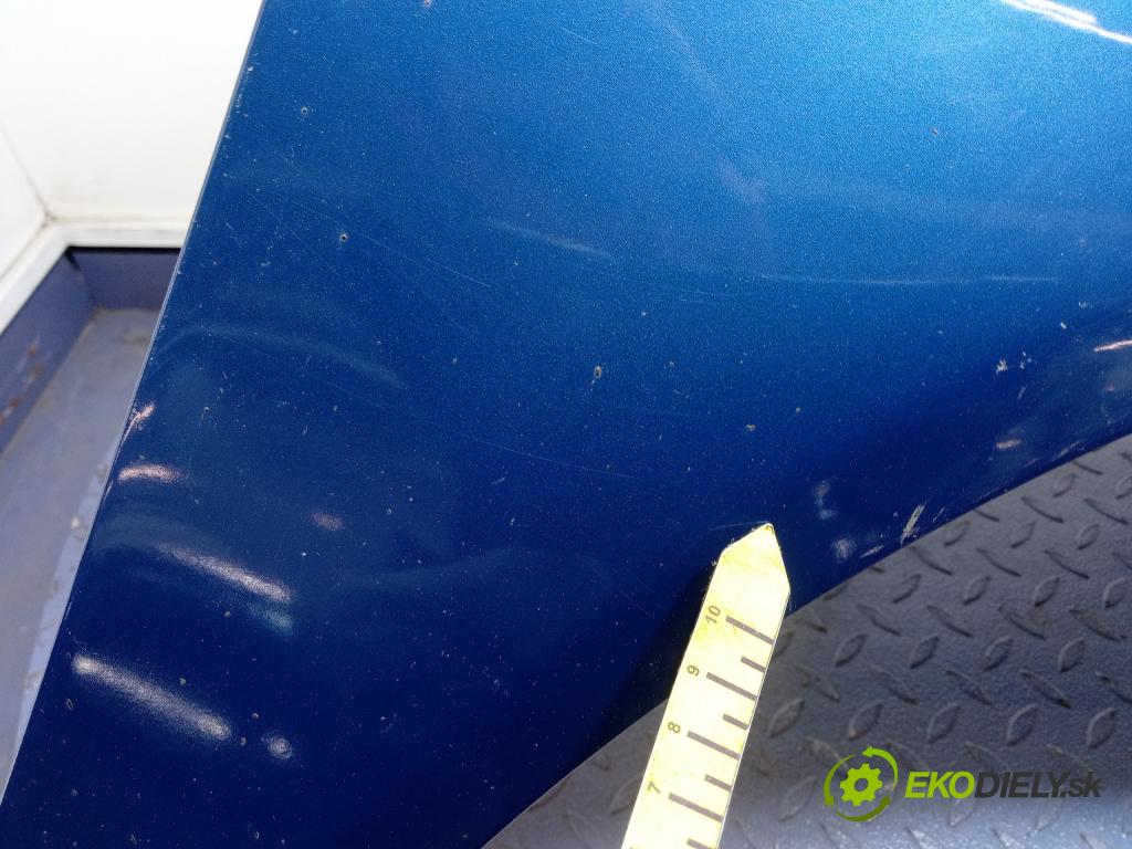 Audi A3 2002 blatnik před v pravo: 01
