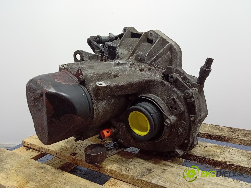 Mitsubishi Space star 2000 prevodovka Manualna JB3