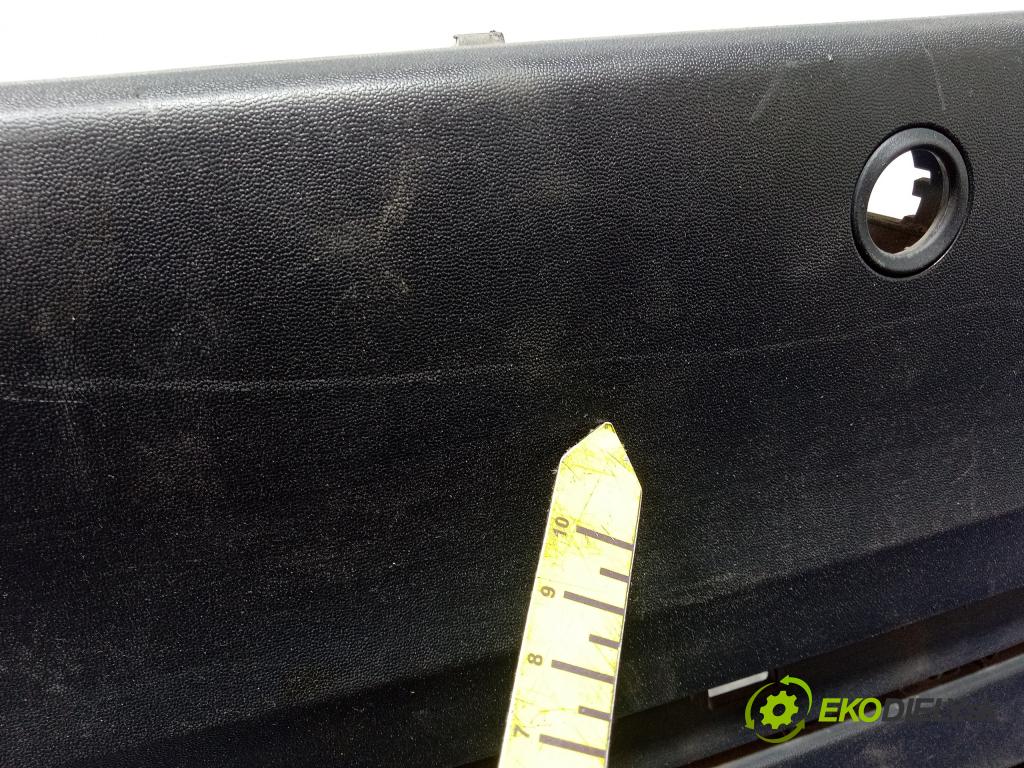 Mercedes Gla 0 nárazník Zad: A2478854304