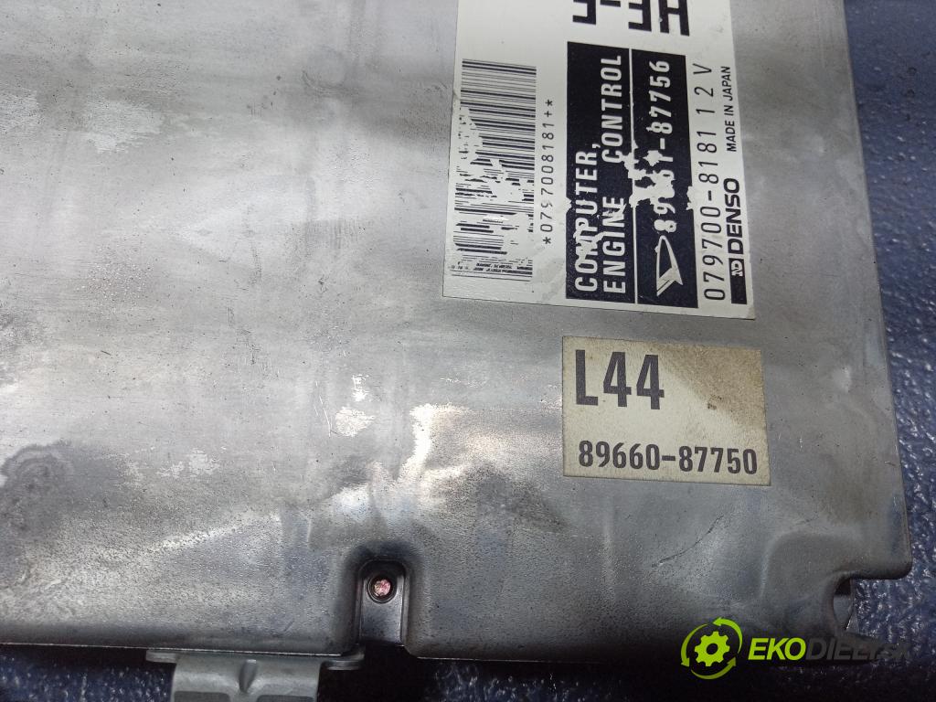 Daihatsu Gran move 1998 řídící jednotka Motor: 89661-87756
