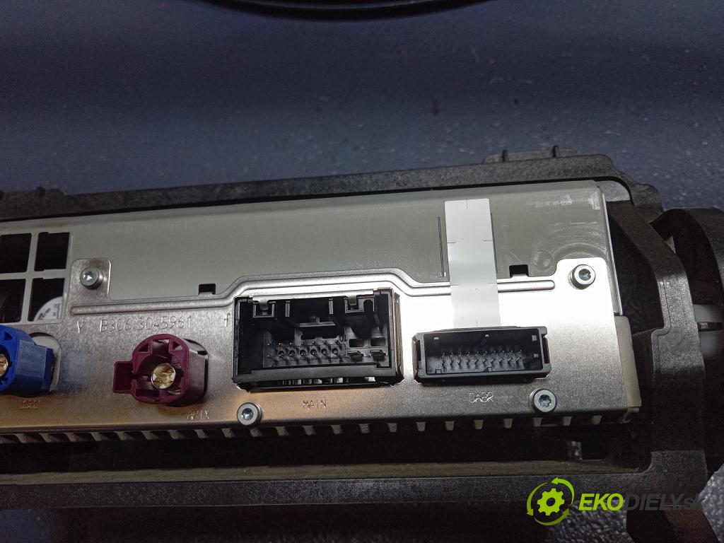 Bmw Seria 4 2021 Radio I Navigácia: 5A56CA1