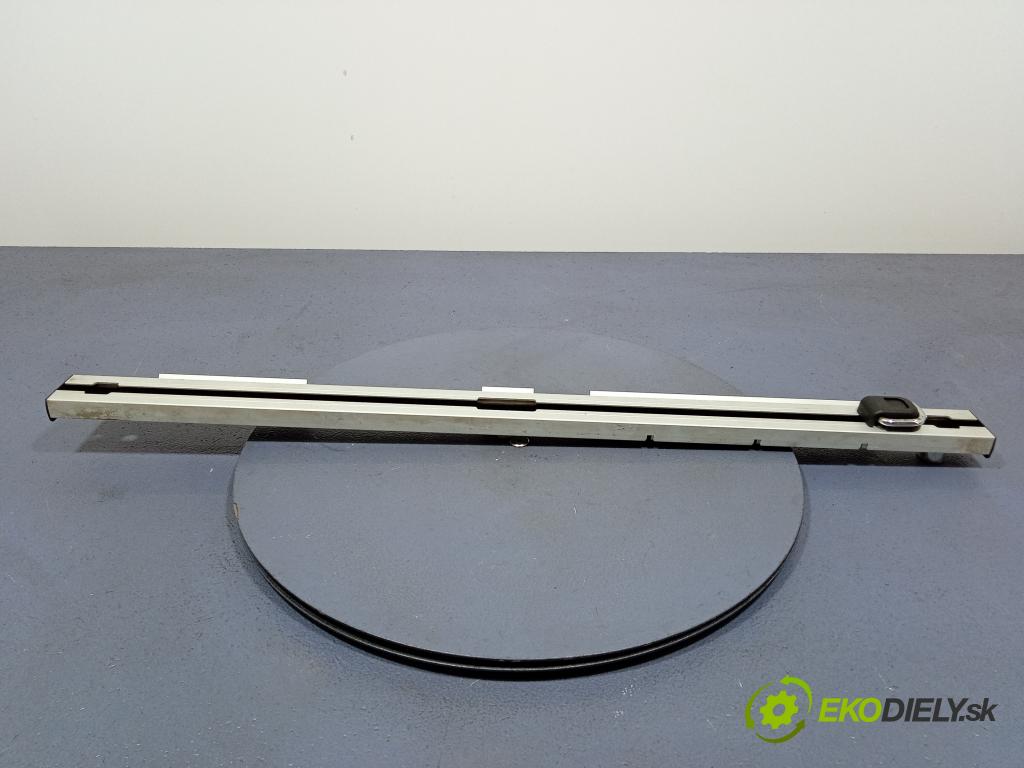 Bmw X4 2019 lišta kufra: 7396572