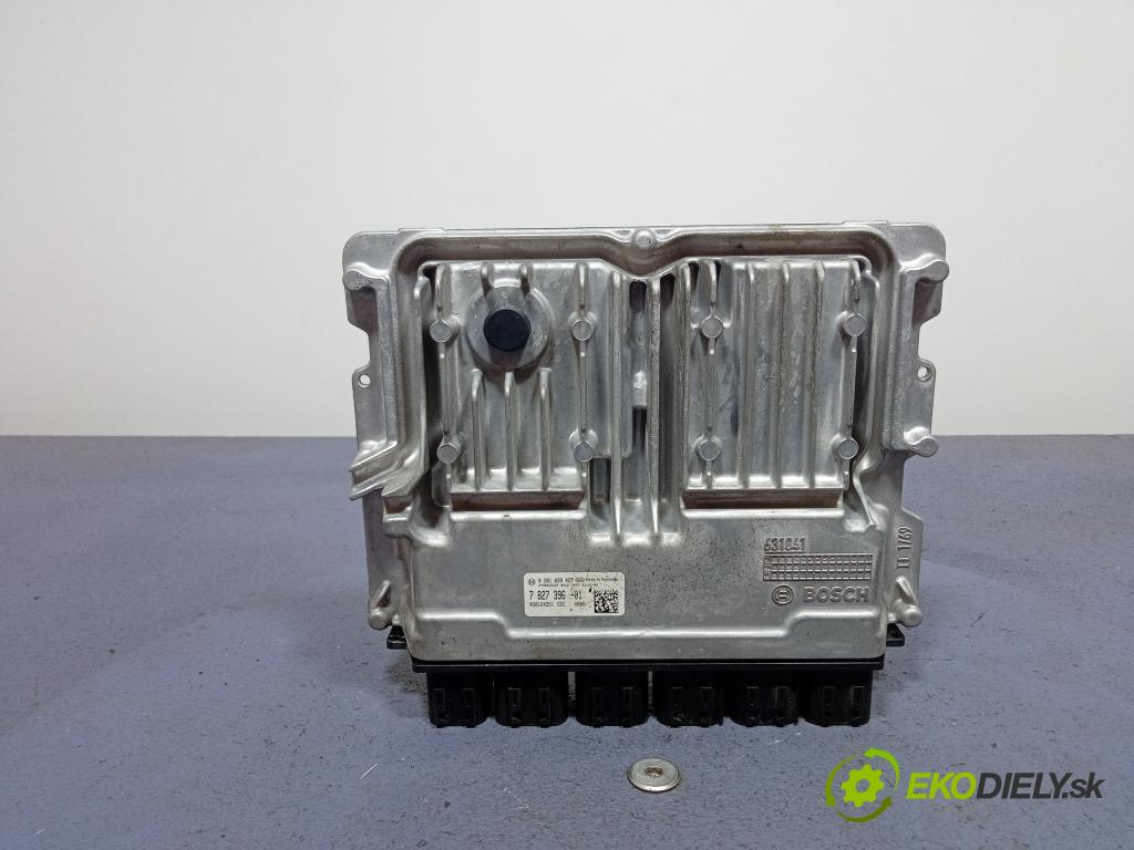 Bmw Seria 4 2021 řídící jednotka Motor: 7827396