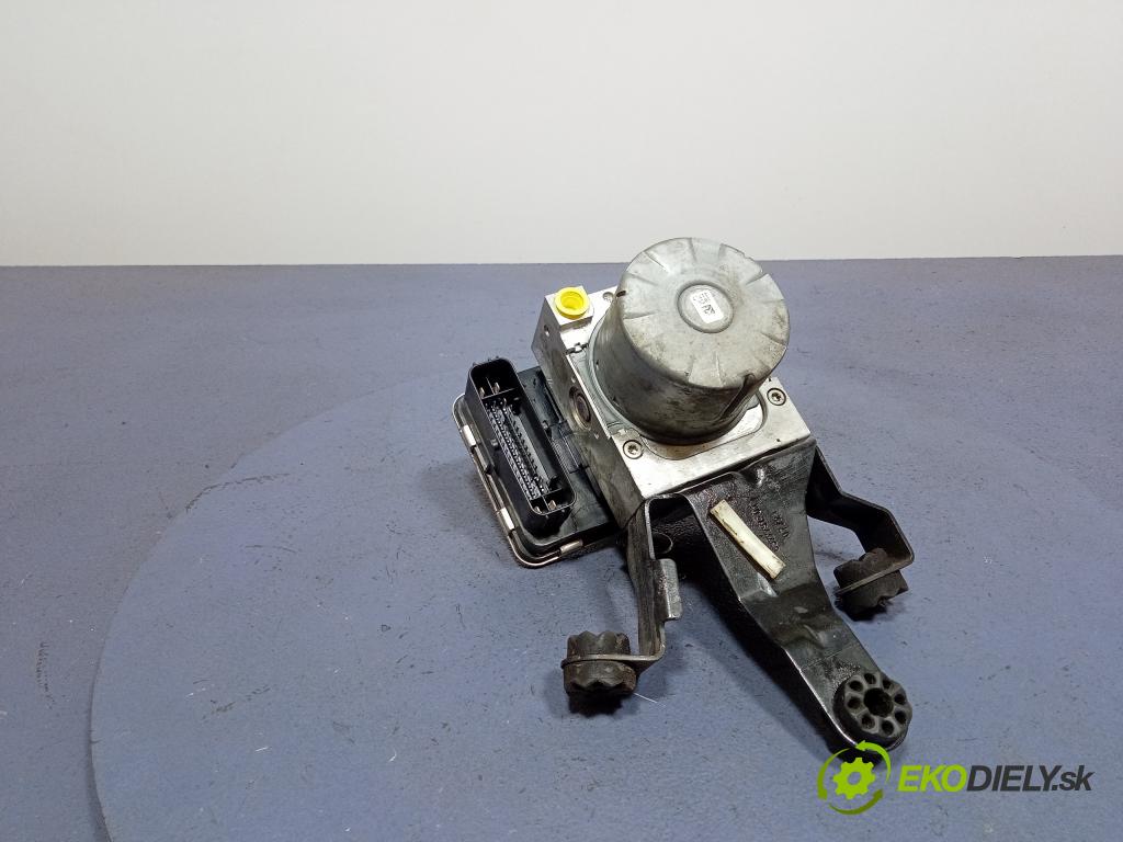 Bmw Seria 4 2021 čerpadlo ABS x 5A4B5F3