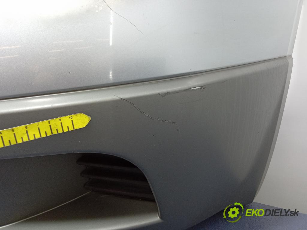 Mitsubishi Outlander 2004 nárazník před 01